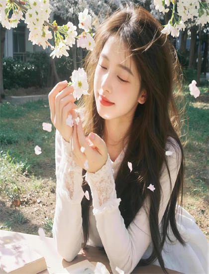 深入探讨：《恶灵空间》的视觉特效与美术设计——带你了解不为人知的细节